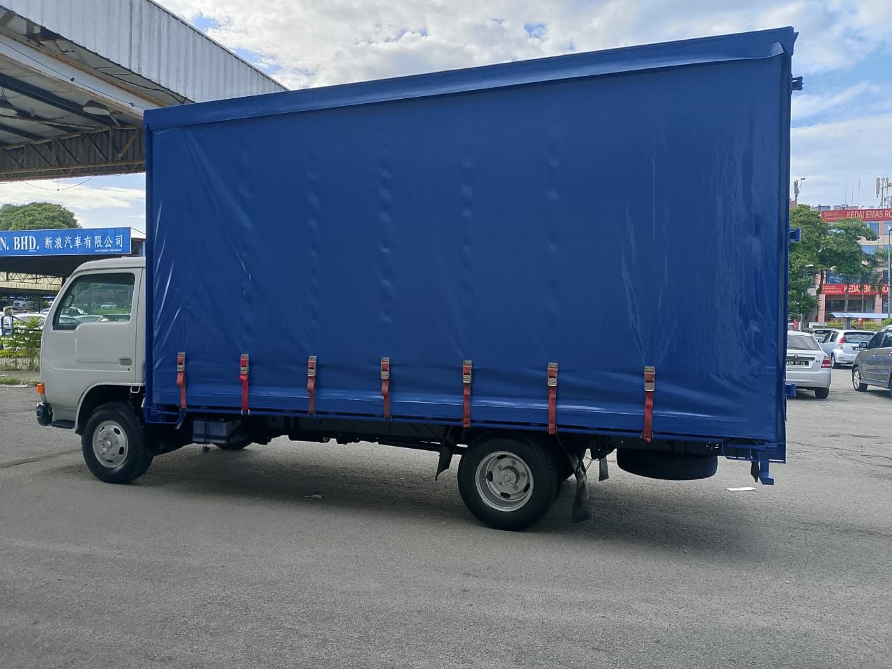 lorry1